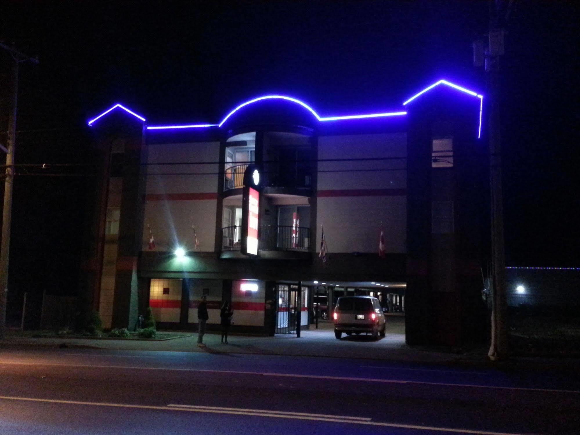 Travelodge By Wyndham Surrey Exterior foto